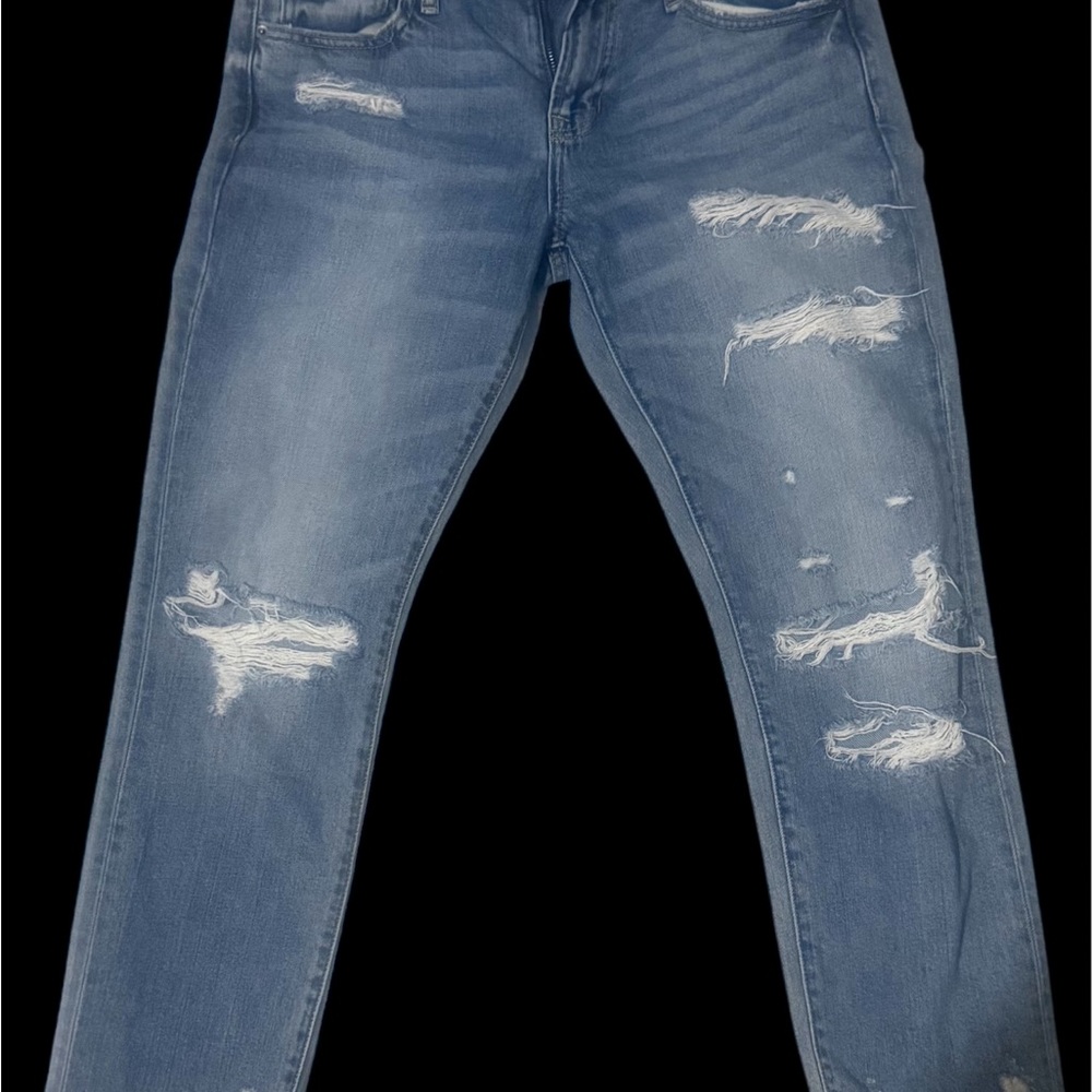 Women’s Hidden Distressed Blue Jeans